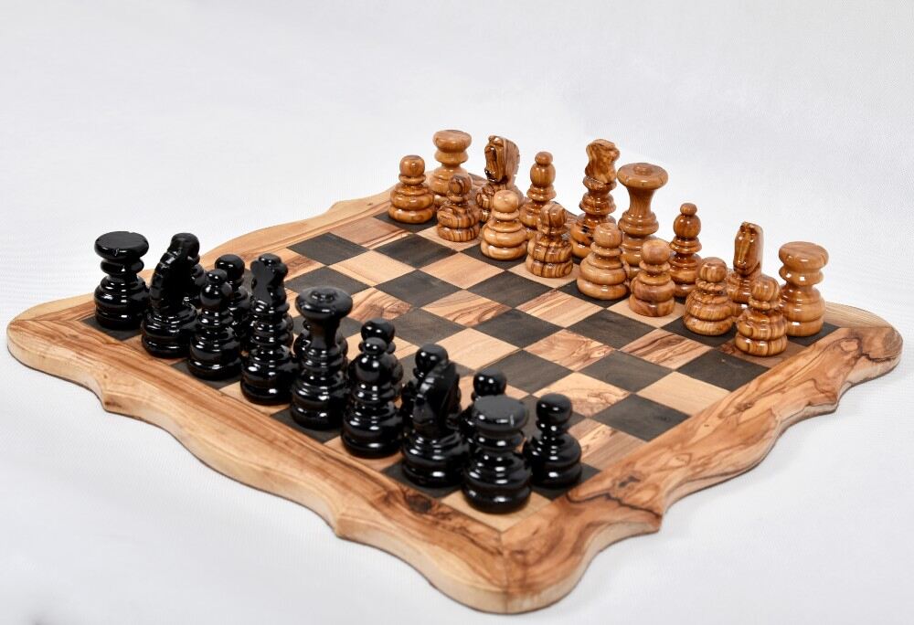 Large Shaped edges luxury chess set