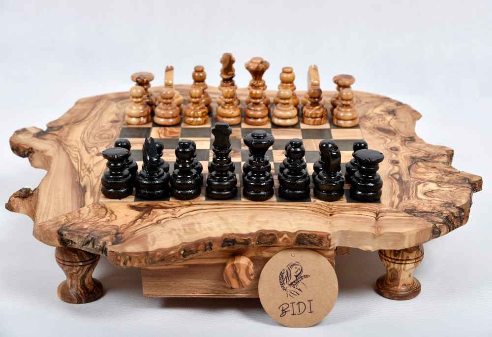 Live edges luxury Medium Chess Table